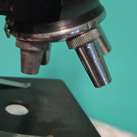 Vintage Gem Microscope MCM W/ Manual Embassy 100X-750X Scientific - Picture 6 of 15